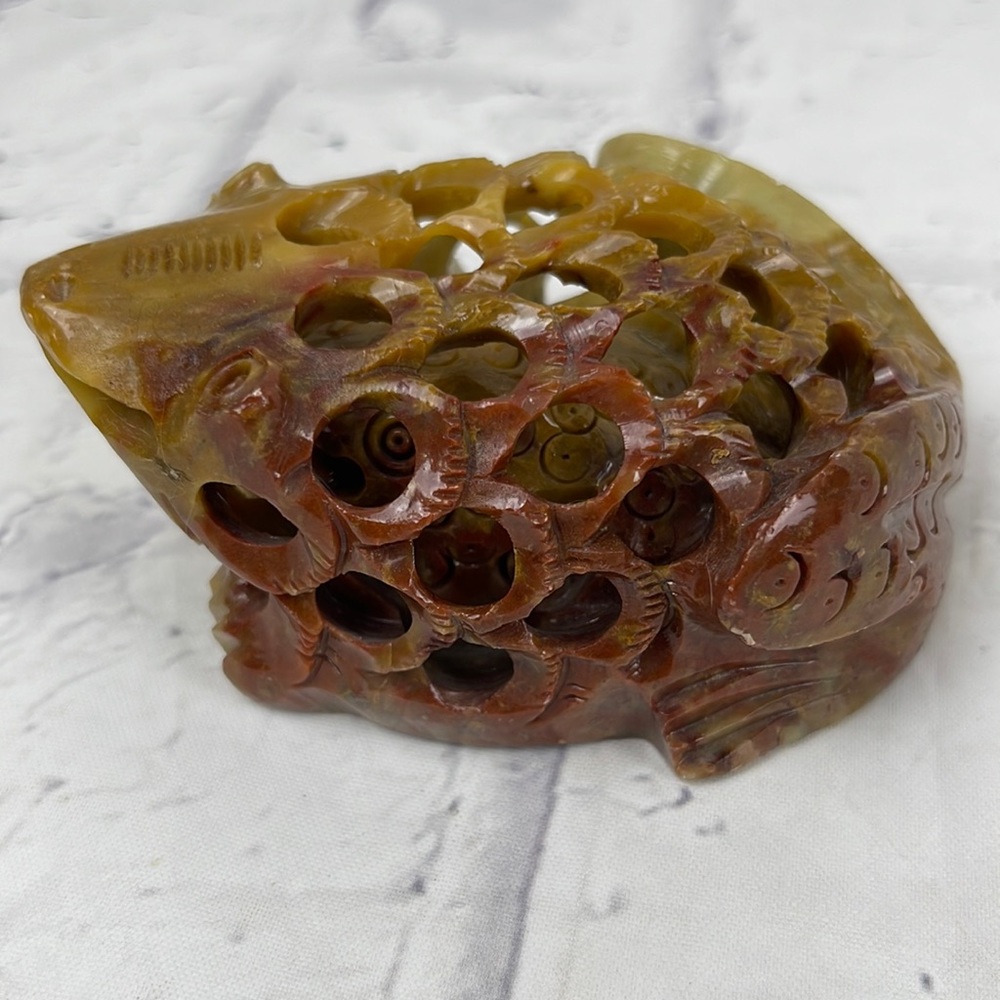 Vintage Carved Onyx Frog Within Frog Figurine Hand Carved Paperweight - Picture 3 of 11